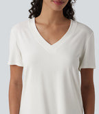 T-shirt décontracté col V manches courtes ourlet arrondi