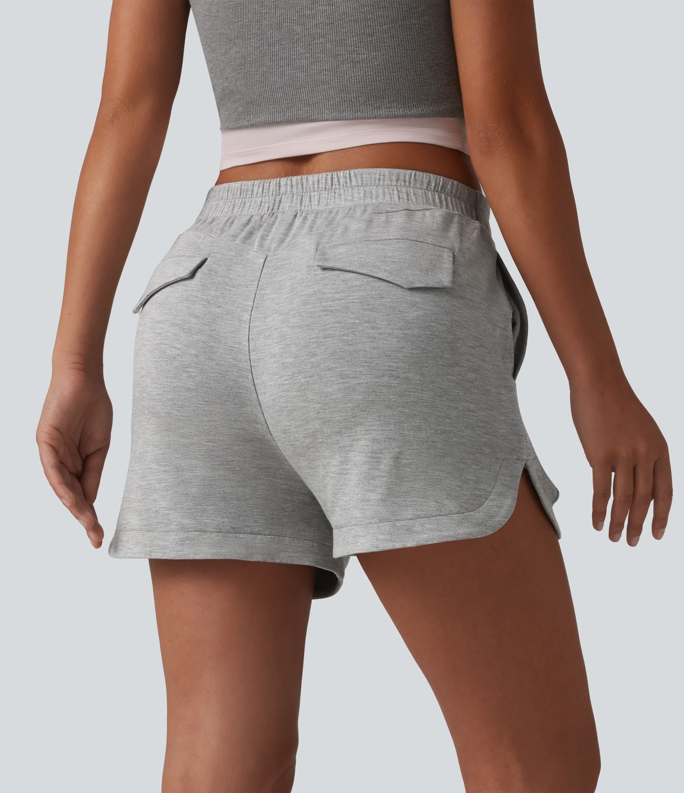 Short casual taille mi-haute à plis piqués, ourlet arrondi et poches, 7,5 cm