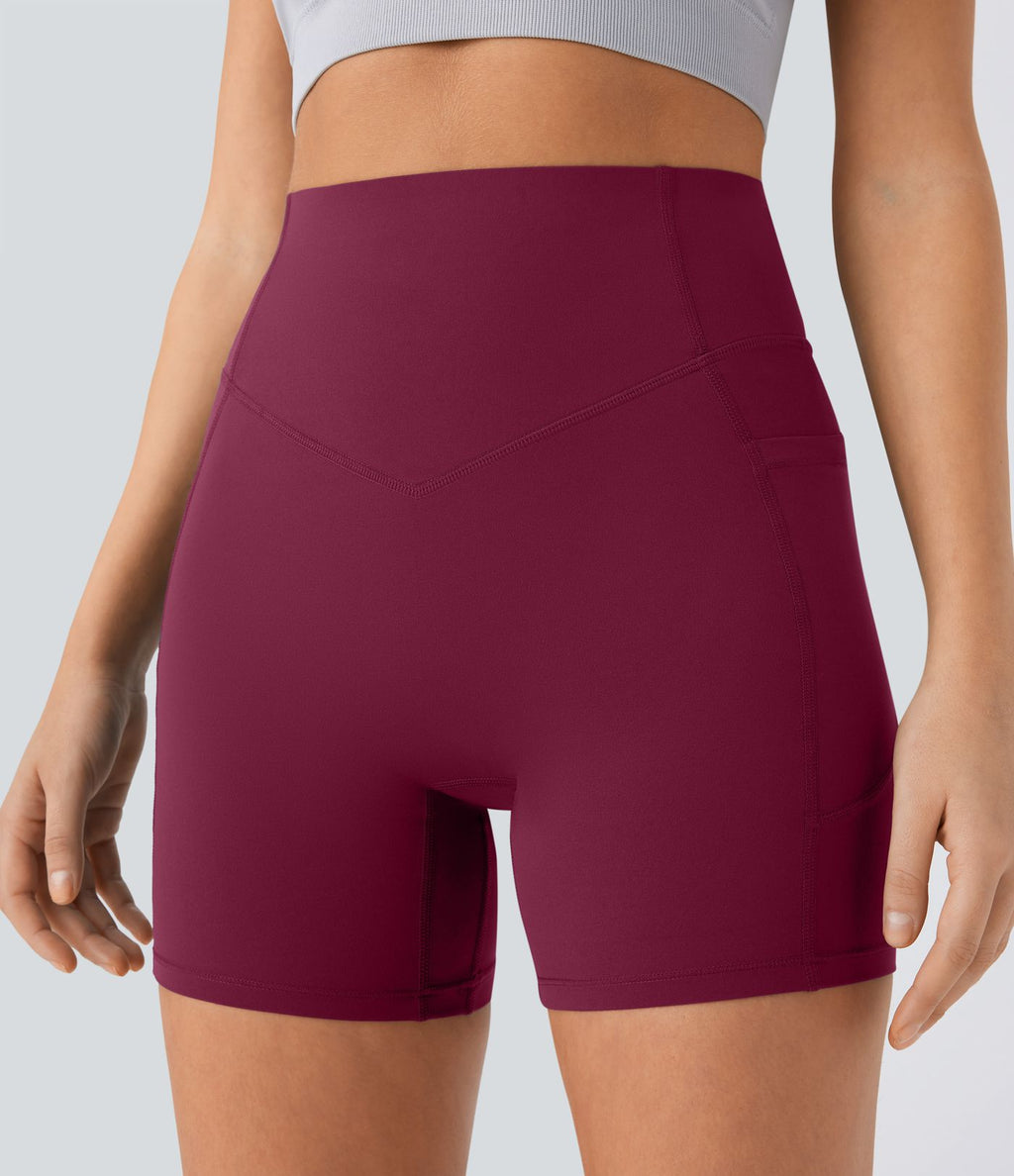 Short cycliste 12,5 cm d'entraînement gainant galbant taille haute avec effet scrunch et poches Halara UltraSculpt™