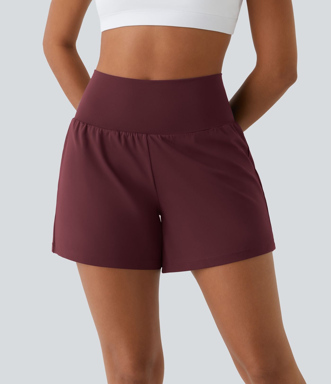 Short yoga 2-en-1 SoftlyZero™ Airy effet frais InstantCool taille très haute 12,5 cm avec poches, longueur allongée
