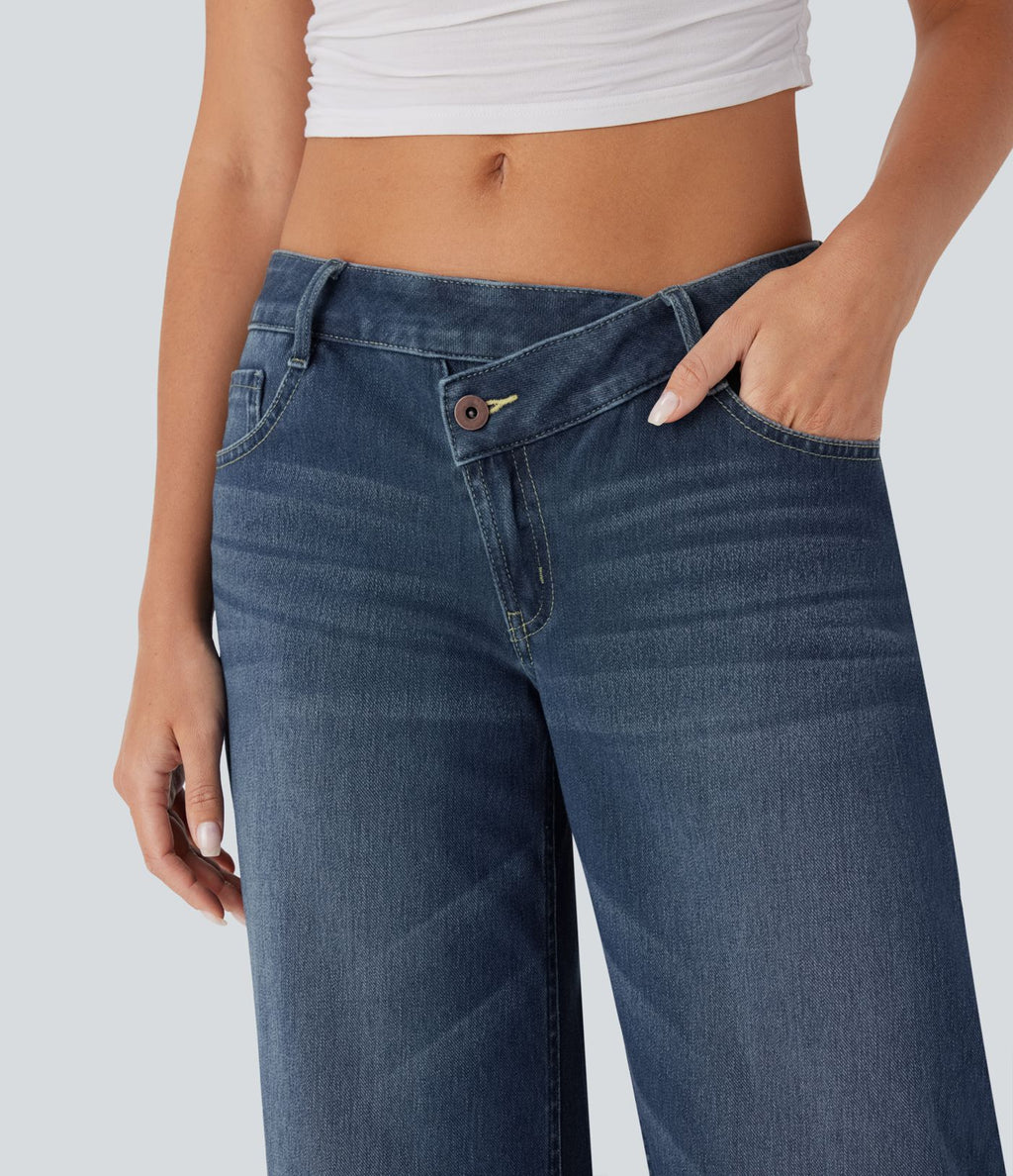 Halara Flex™ Jean large asymétrique taille basse avec bouton, fermeture éclair et poches multiples, délavé et extensible en maille