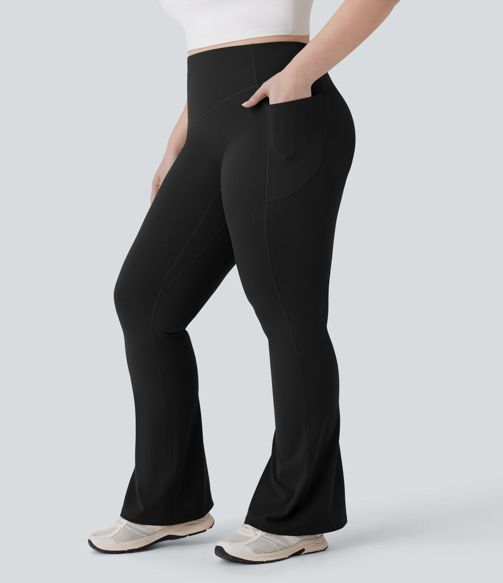 Pantalon de yoga à coupe bootcut gainant galbant taille haute grande taille avec effet scrunch et poches Halara UltraSculpt™