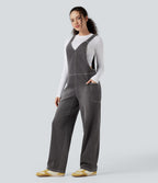 Salopette décontractée Halara Flex™ en denim extensible délavé, col V et poches latérales