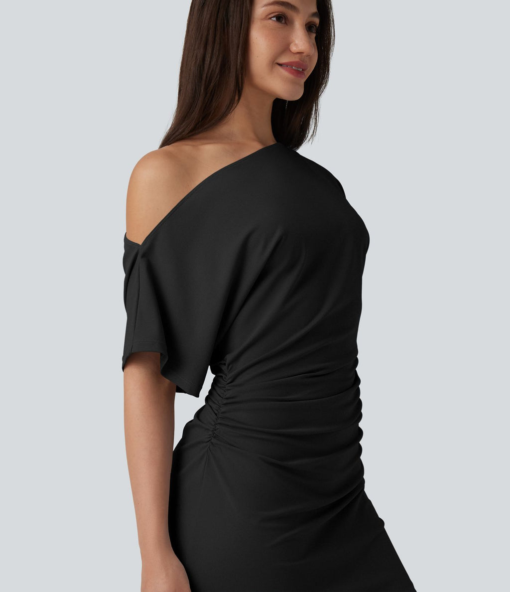 Robe mini moulante décontractée asymétrique manches courtes froncée