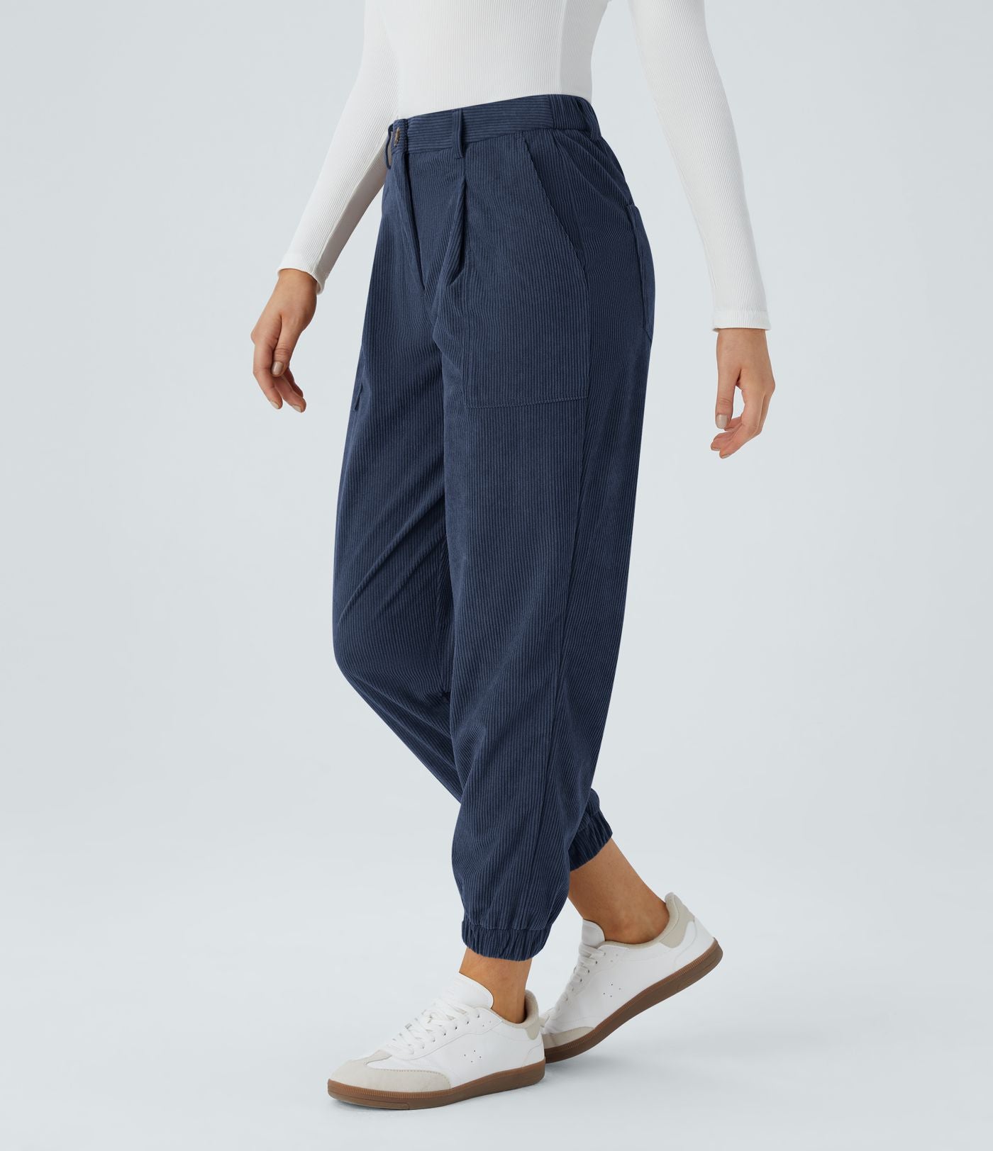 Pantalon décontracté en velours côtelé avec taille mi-haute, boutons et fermeture éclair