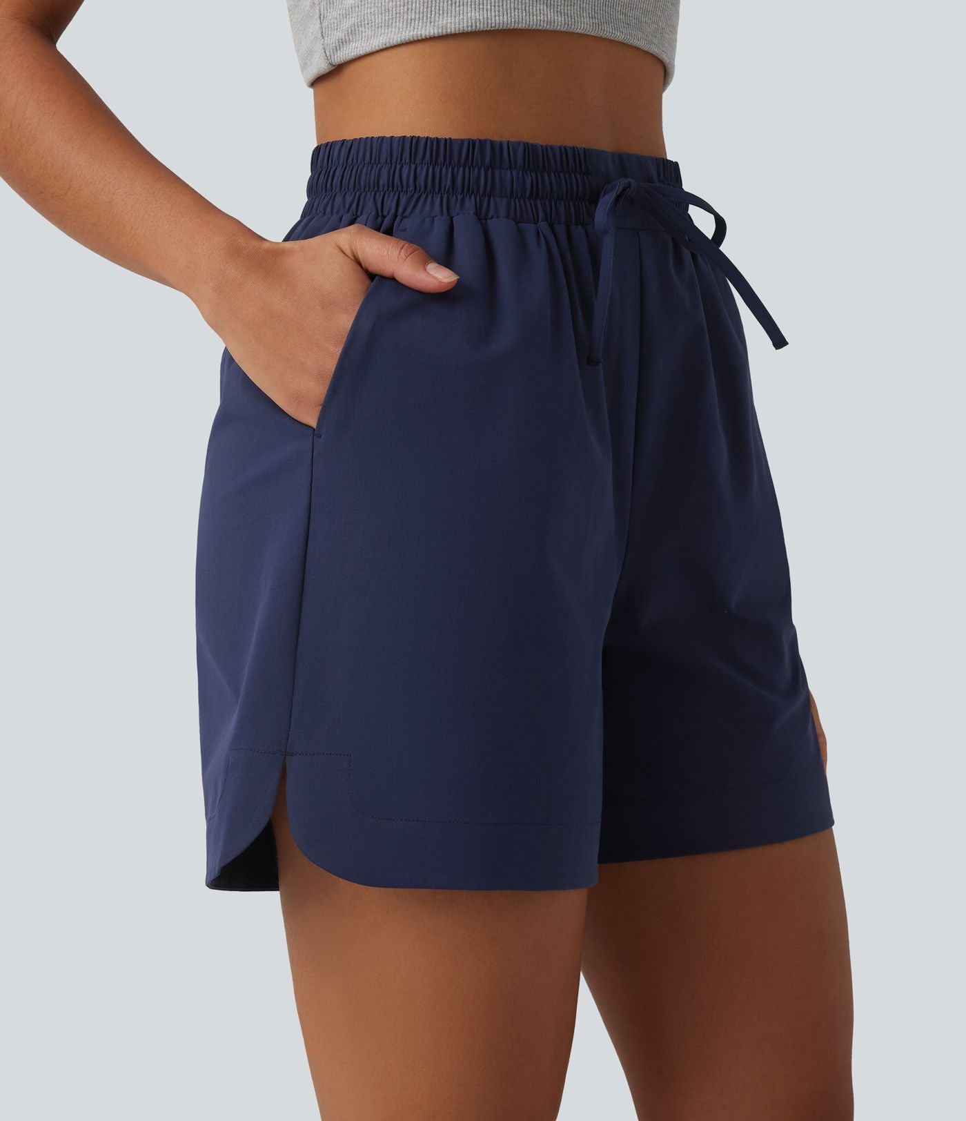 Short ample décontracté taille haute avec cordon de serrage ourlet arrondi avec poches
