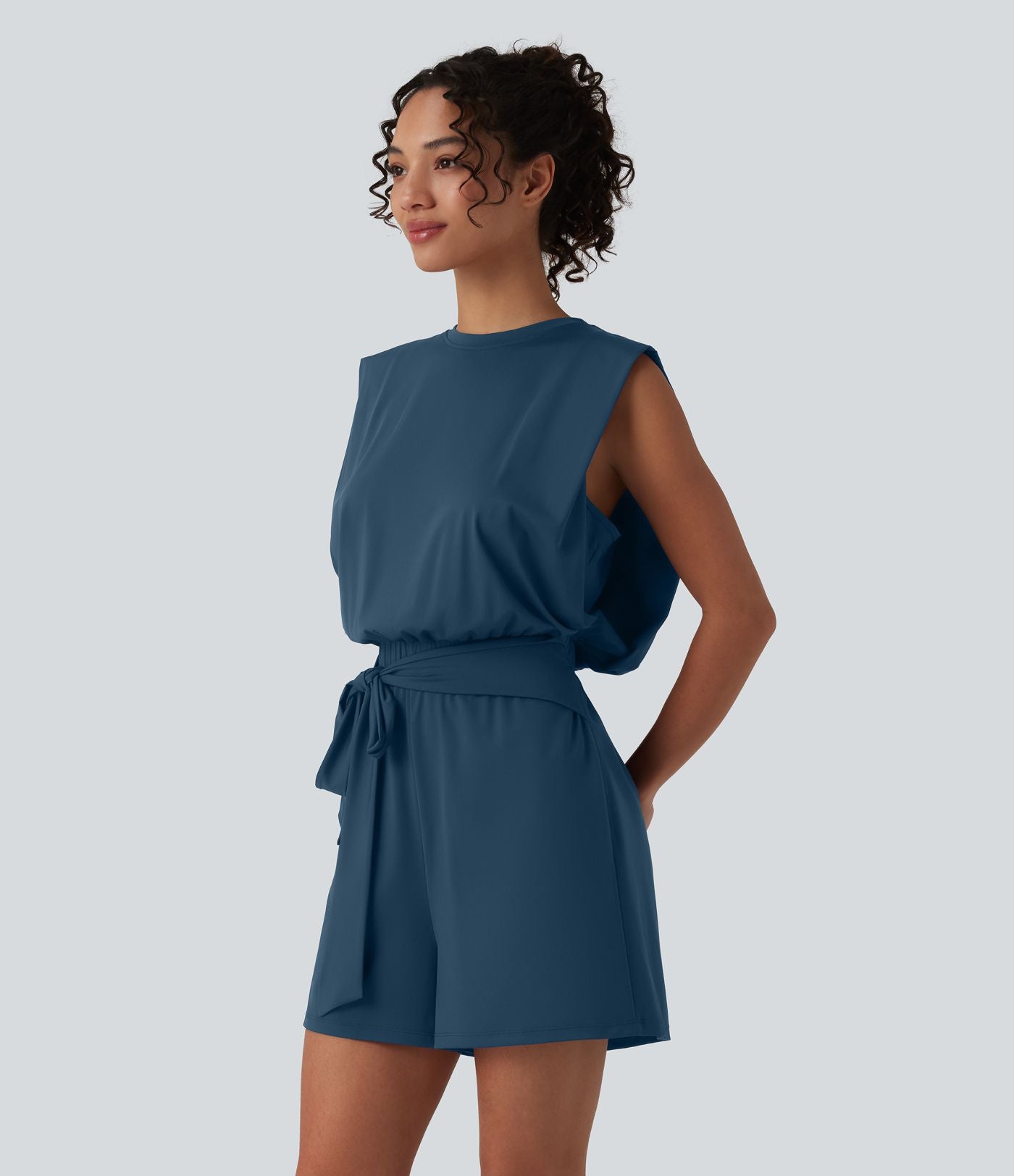 Combishort décontracté col rond sans manches effet frais InstantCool avec nœud frontal et poches, accès facile Easy Peasy, protection solaire UPF50+