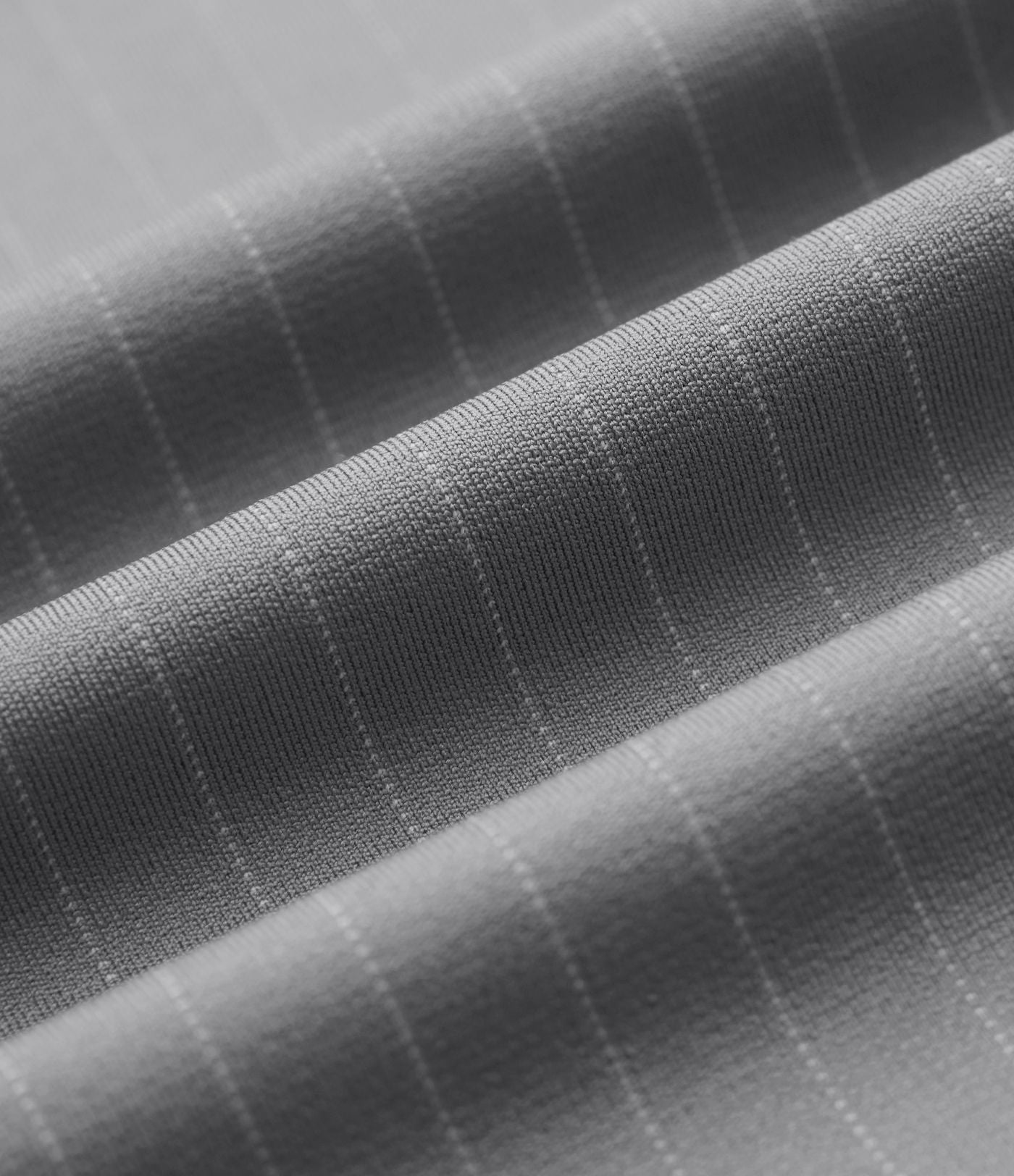Pantalon tailleur évasé à rayures taille haute avec poches