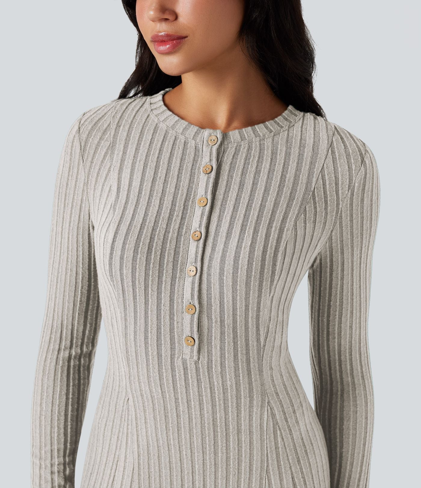 Robe longue fluide maille côtelée col henley manches longues