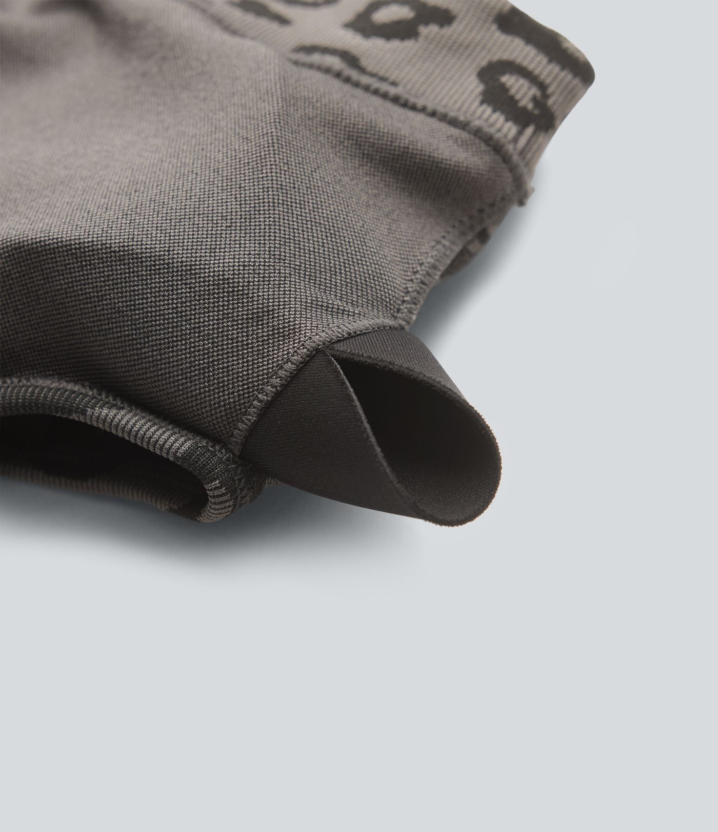 OneForm Brassière de sport de yoga sans couture imprimé léopard bretelles ajustables froncée avec soutien-gorge intégré