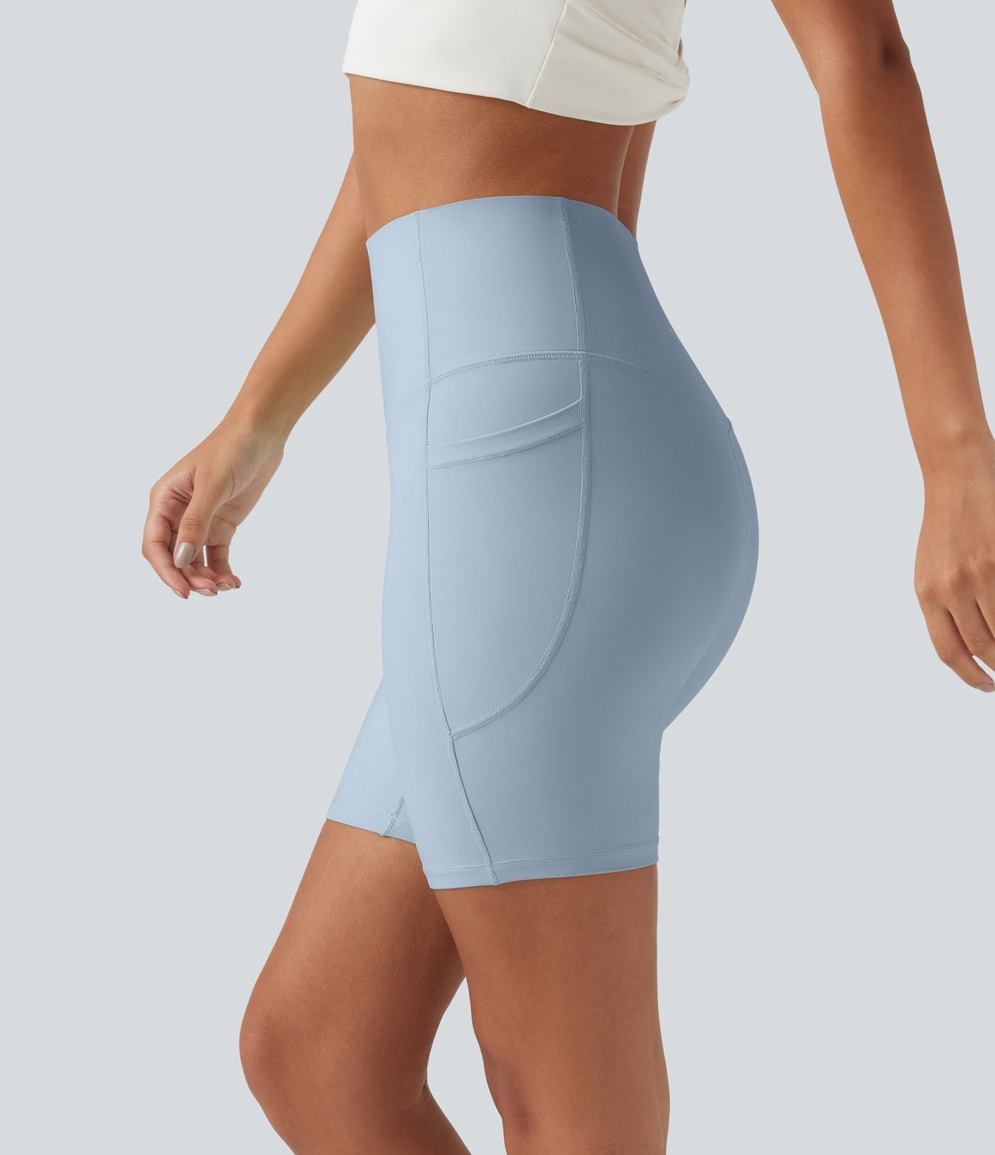 Short biker d’entraînement taille haute gainant Halara UltraSculpt™ avec poches, 18 cm