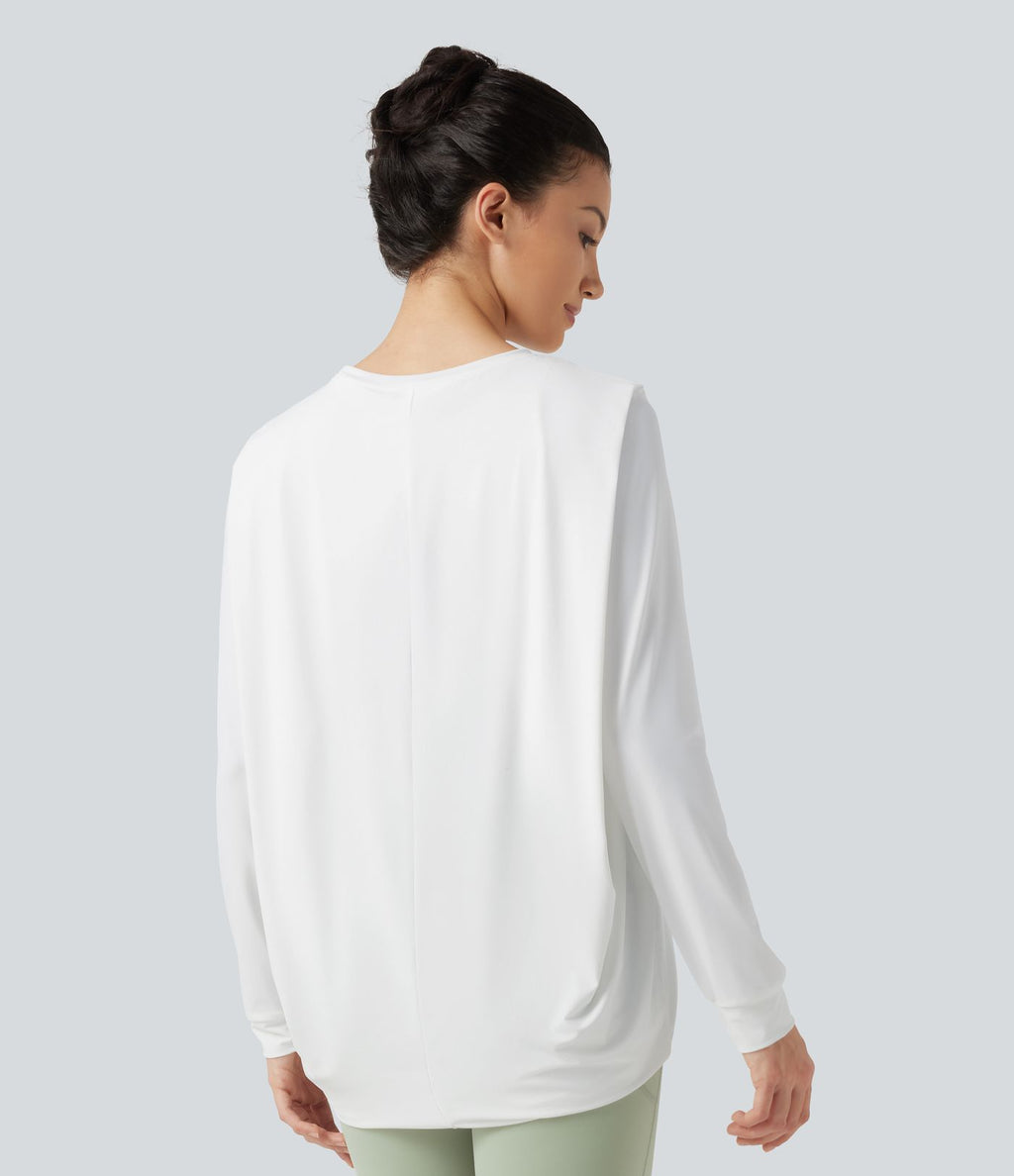 Haut de yoga effet frais InstantCool longueur allongée à manches longues avec encolure arrondie, fronces et protection solaire UPF50+