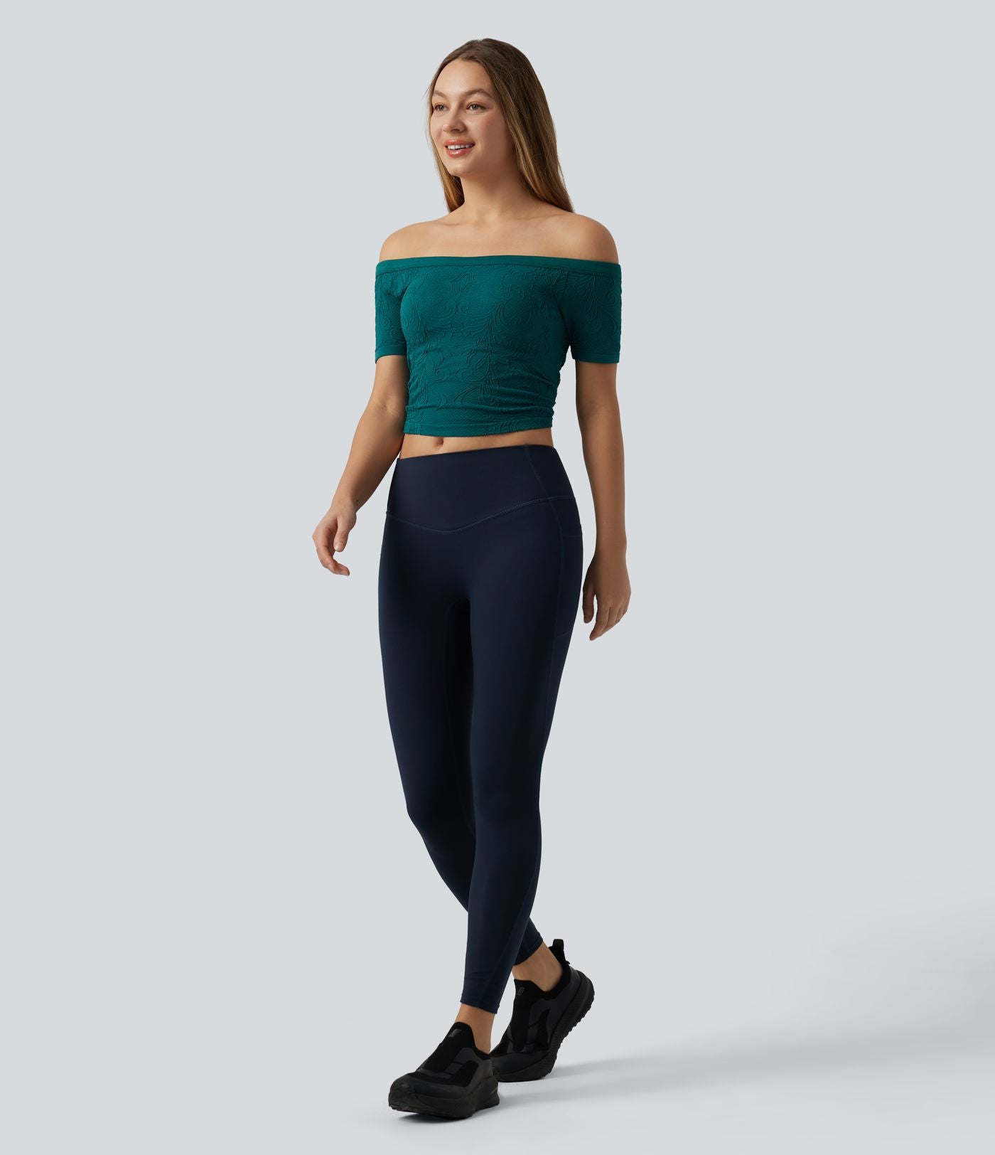 OneForm Seamless Flow Haut de sport de yoga raccourci sans couture épaules dénudées à manches courtes, avec soutien-gorge intégré