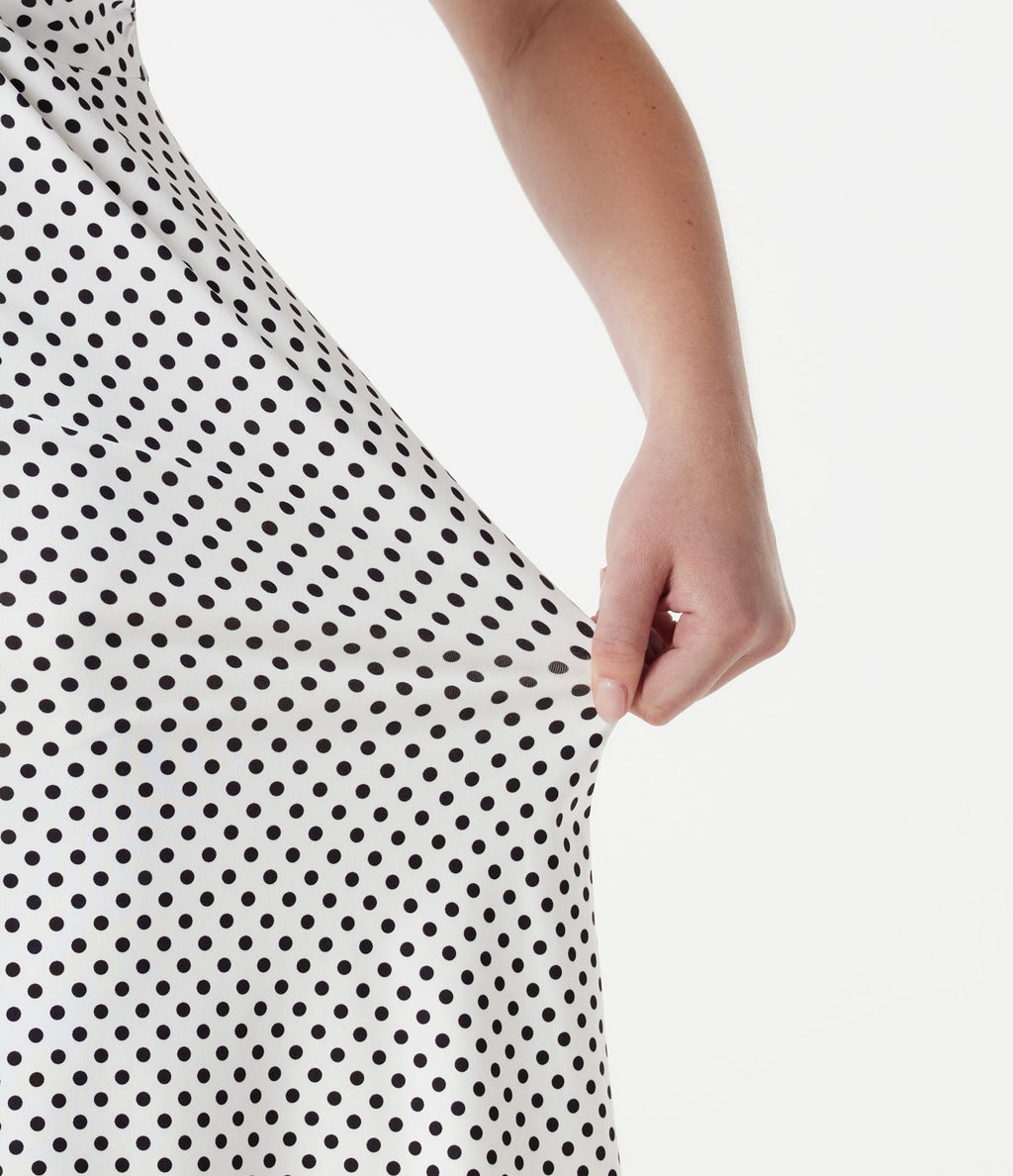 Robe mini décontractée à pois, col V, manches courtes