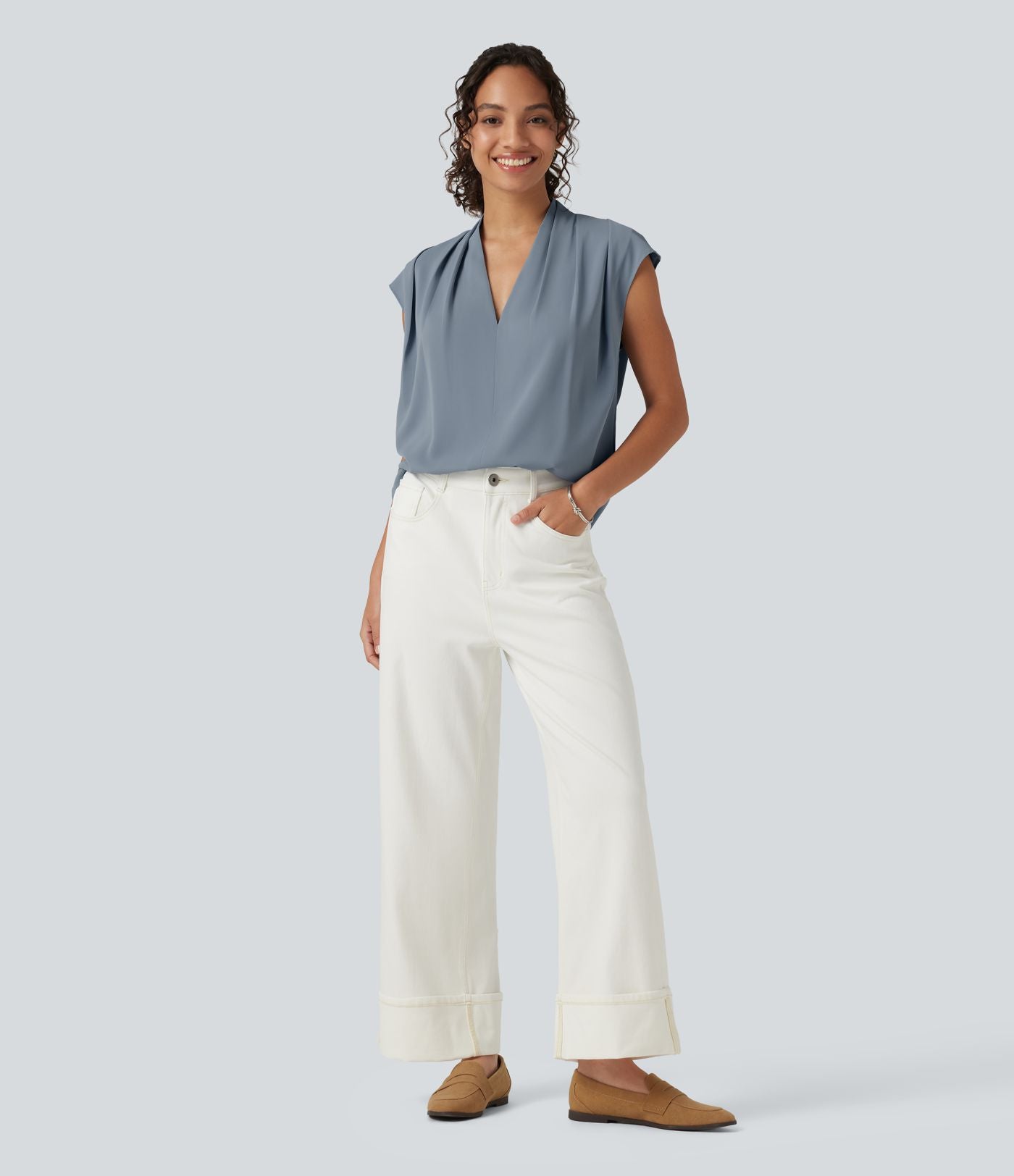 Blouse sans manches défroissage facile, col V, fronces et coupe boxy