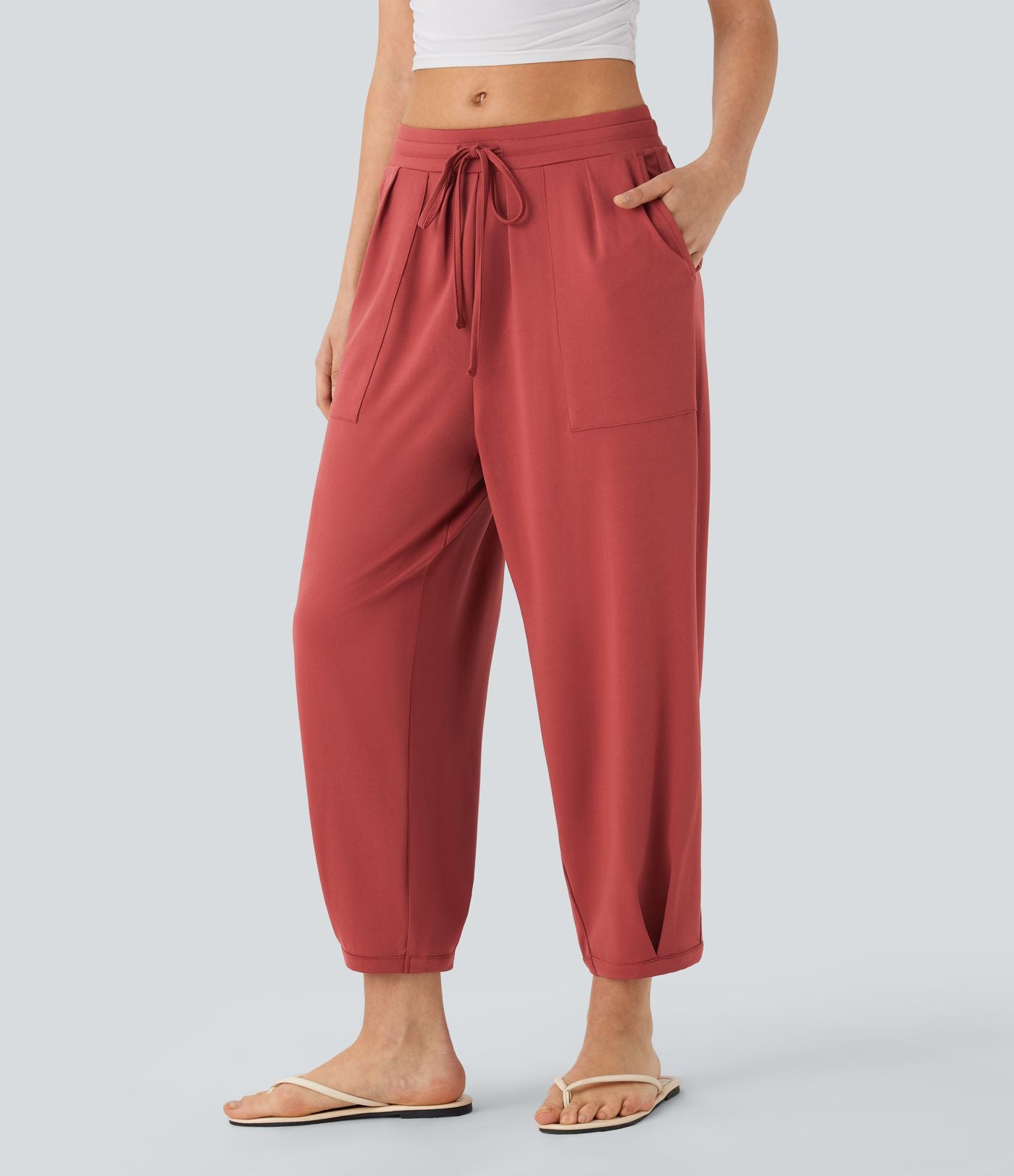 Pantalon décontracté fuselé à taille moyenne avec cordon et poches