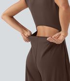 Combinaison de yoga Softlyzero™ Airy Cool Touch à col cranté, manches courtes, jambes larges et poches latérales - Édition Easy Peasy