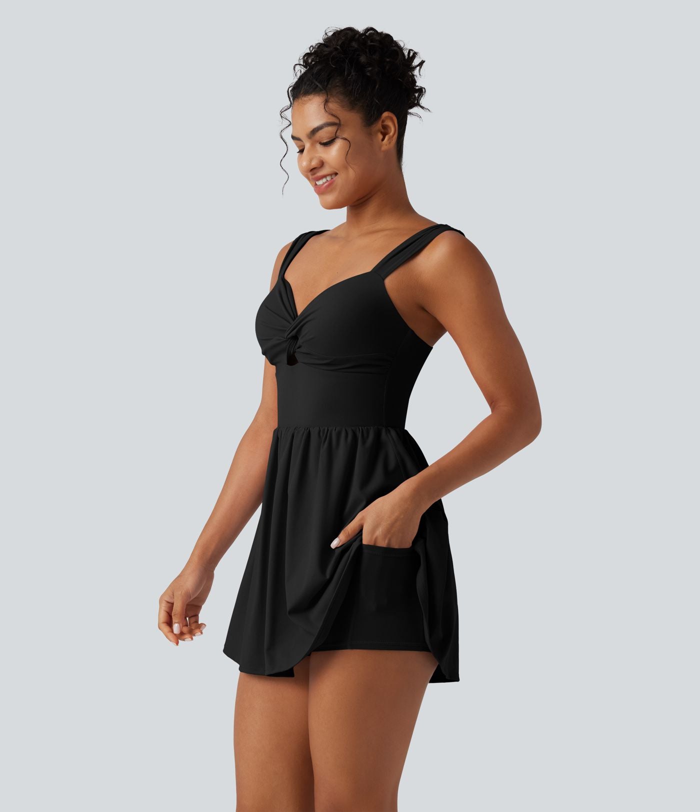 Robe casual micro-mini 2-en-1 avec brassière intégrée et décolleté cœur en SoftlyZero™ Plush avec poche - Édition Easy Peasy