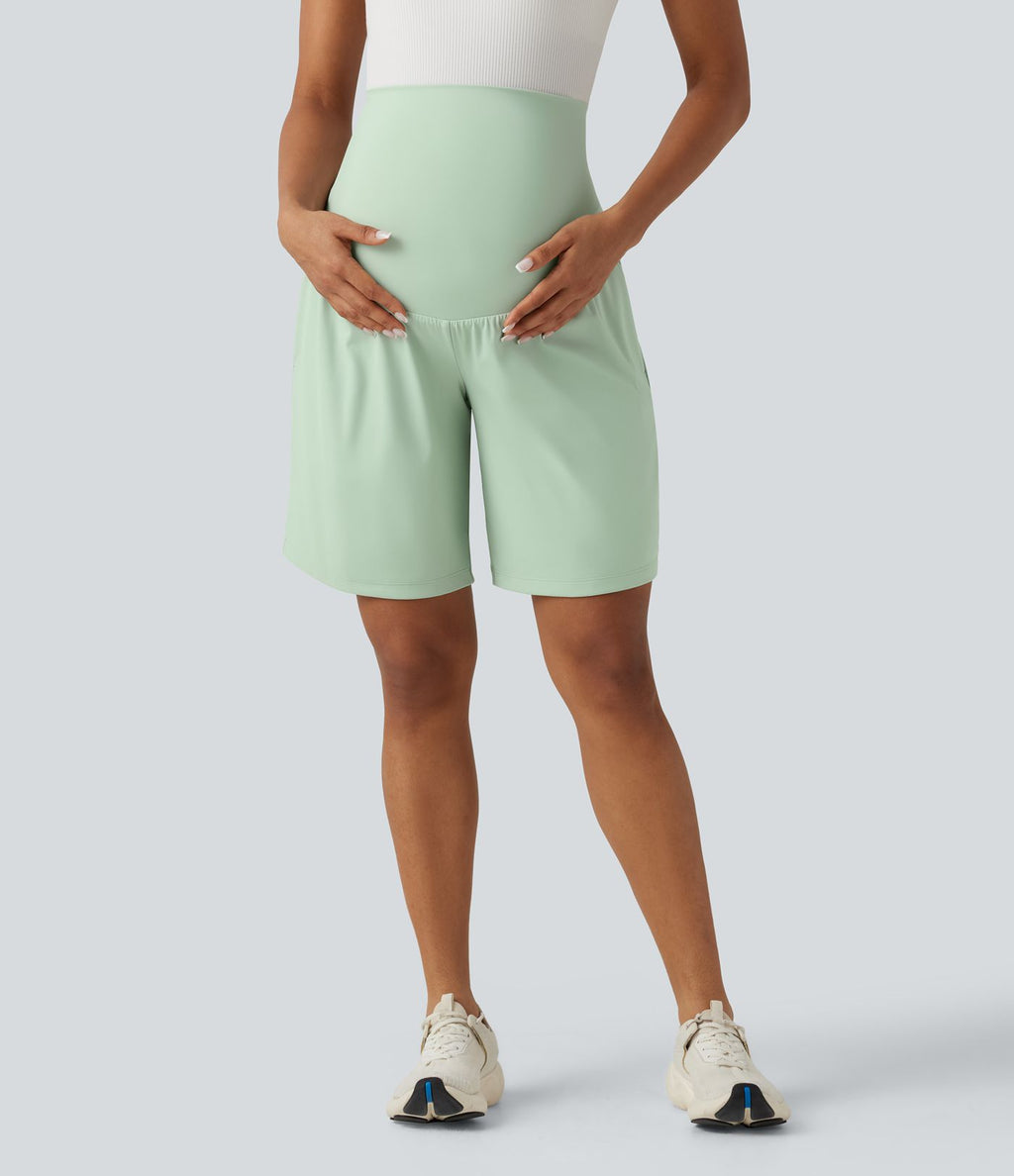 Short de yoga maternité SoftlyZero™ Airy 2-en-1, taille très haute, à effet frais InstantCool, 22,5 cm, avec poches