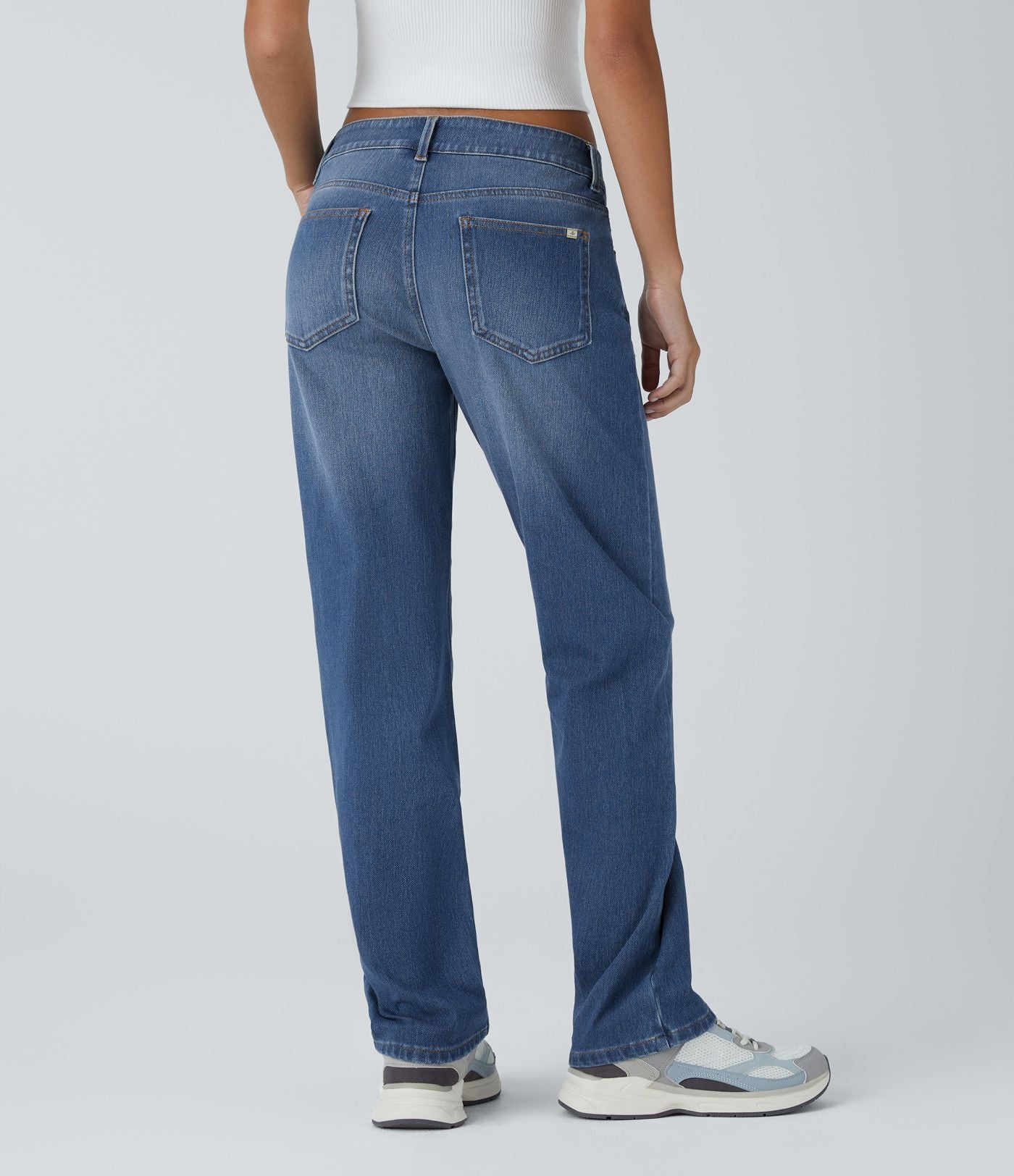 Jean décontracté Halara Flex™ taille basse à jambes droites avec bouton, fermeture éclair, multiples poches, effet délavé en maille extensible