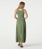 Robe longue fluide décontractée sans manches à col cranté et fente