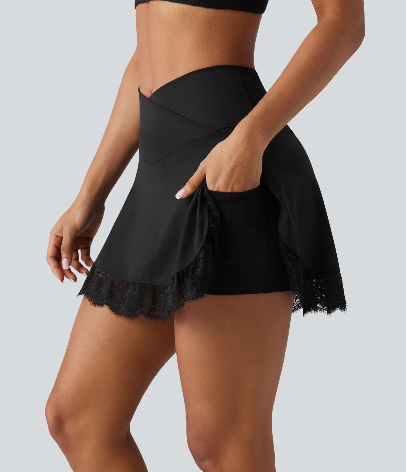 Jupe de golf mini 2-en-1 SoftlyZero™ Airy taille haute croisée à effet frais InstantCool avec ourlet en dentelle et poches, protection solaire UPF50+
