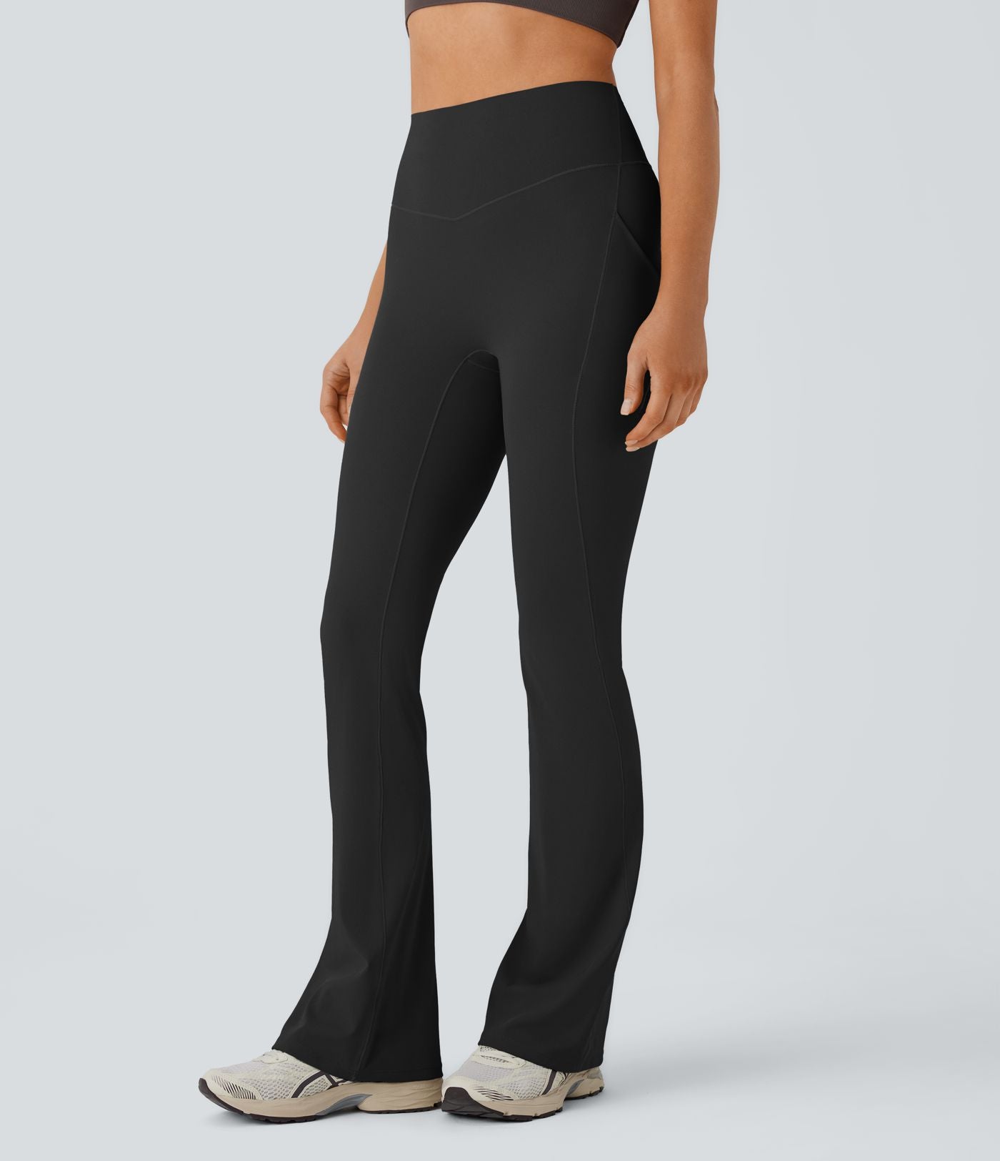 Short cycliste 17,5 cm d'entraînement gainant galbant taille haute avec poches Halara UltraSculpt™