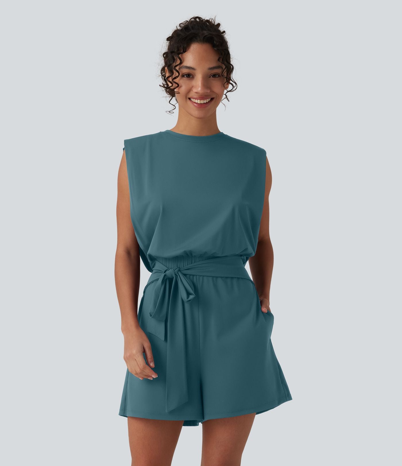 Combishort décontracté col rond sans manches effet frais InstantCool avec nœud frontal et poches, accès facile Easy Peasy, protection solaire UPF50+