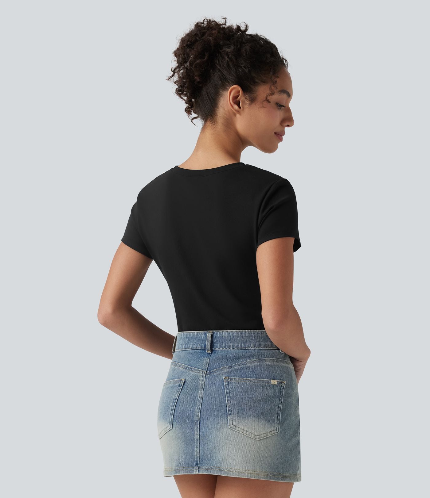 T-shirt baby tee décontracté col rond près du corps - Longueur plus longue