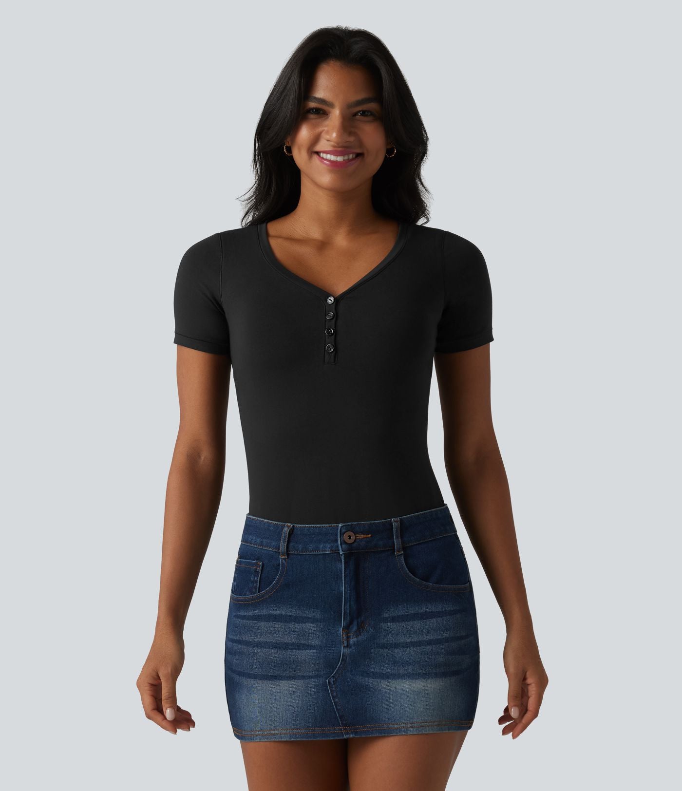 Halara T-shirt décontracté en jersey de coton, col V, manches courtes, brassière intégrée, bonnets B-DD