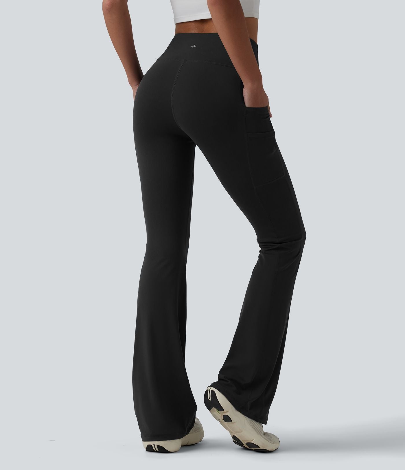 Legging de yoga bootcut SoftlyZero™ taille haute avec poches - UPF50+
