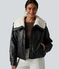 Veste casual en simili cuir à col en fausse fourrure et fermeture éclair avec poches