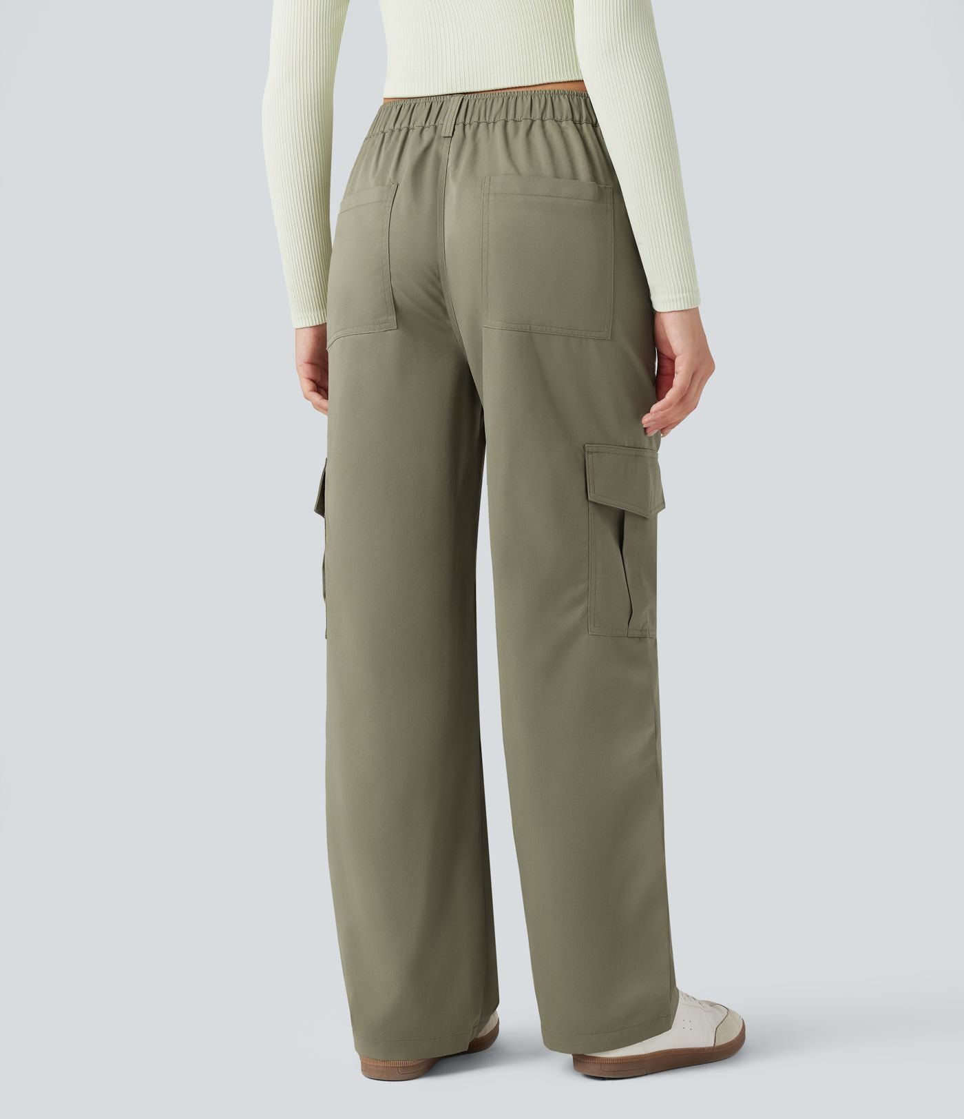 Pantalon coupe droite taille mi-haute avec poches