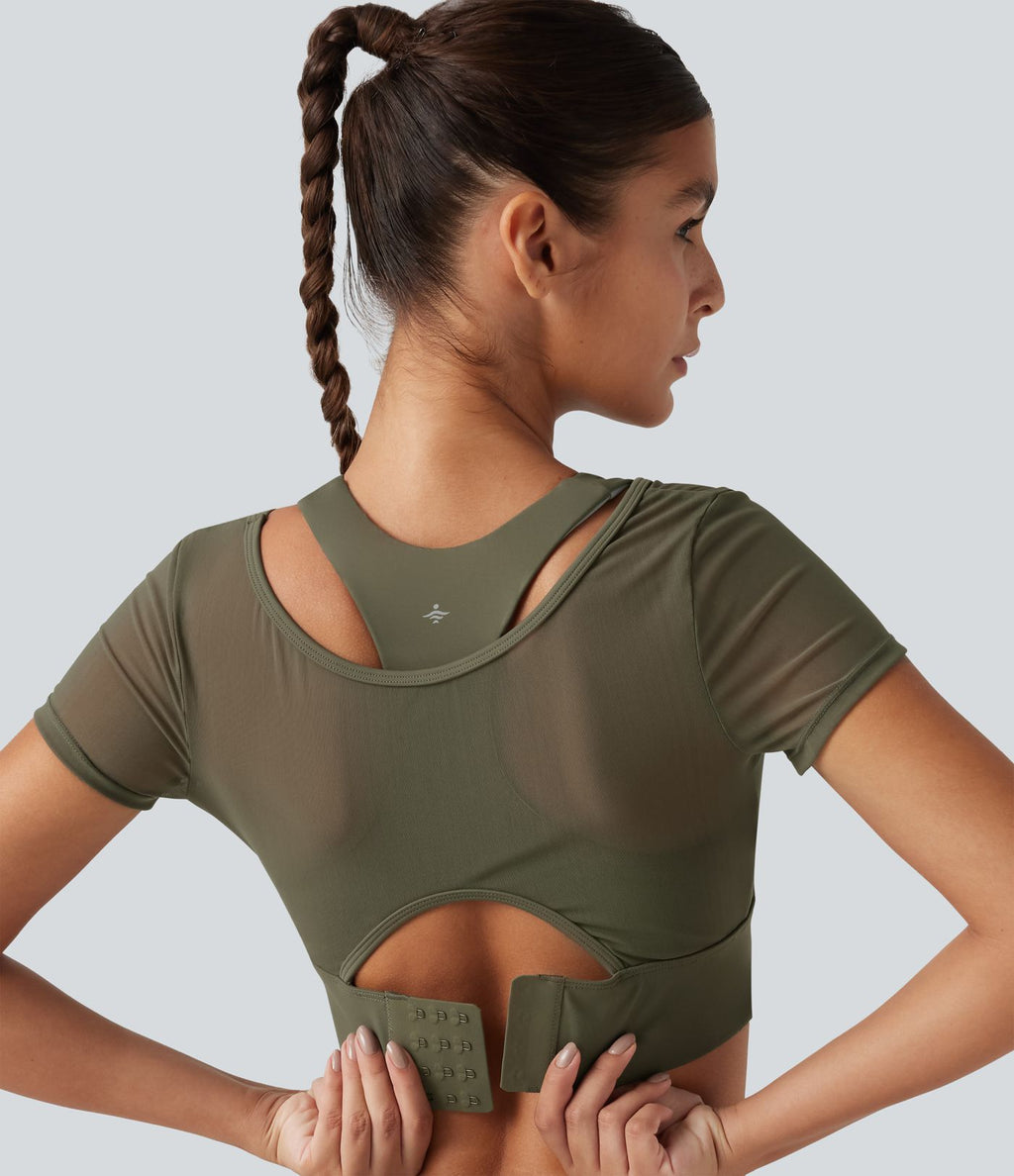 Crop top de running effet frais InstantCool à séchage rapide avec encolure bateau, mesh contrasté, manches courtes, coussinets amovibles et protection solaire UPF50+