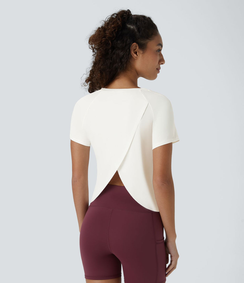 Haut de sport yoga à manches courtes avec ourlet fendu, effet frais InstantCool et mesh contrastant, protection solaire UPF50+