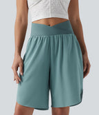 Short taille haute croisé séchage rapide avec ourlet arrondi Breezeful™ et poches