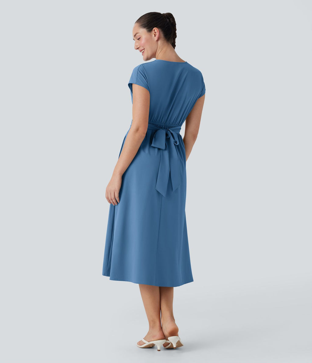 Robe midi Breezeful™ col V manches courtes à liens dans le dos séchage rapide avec poches latérales