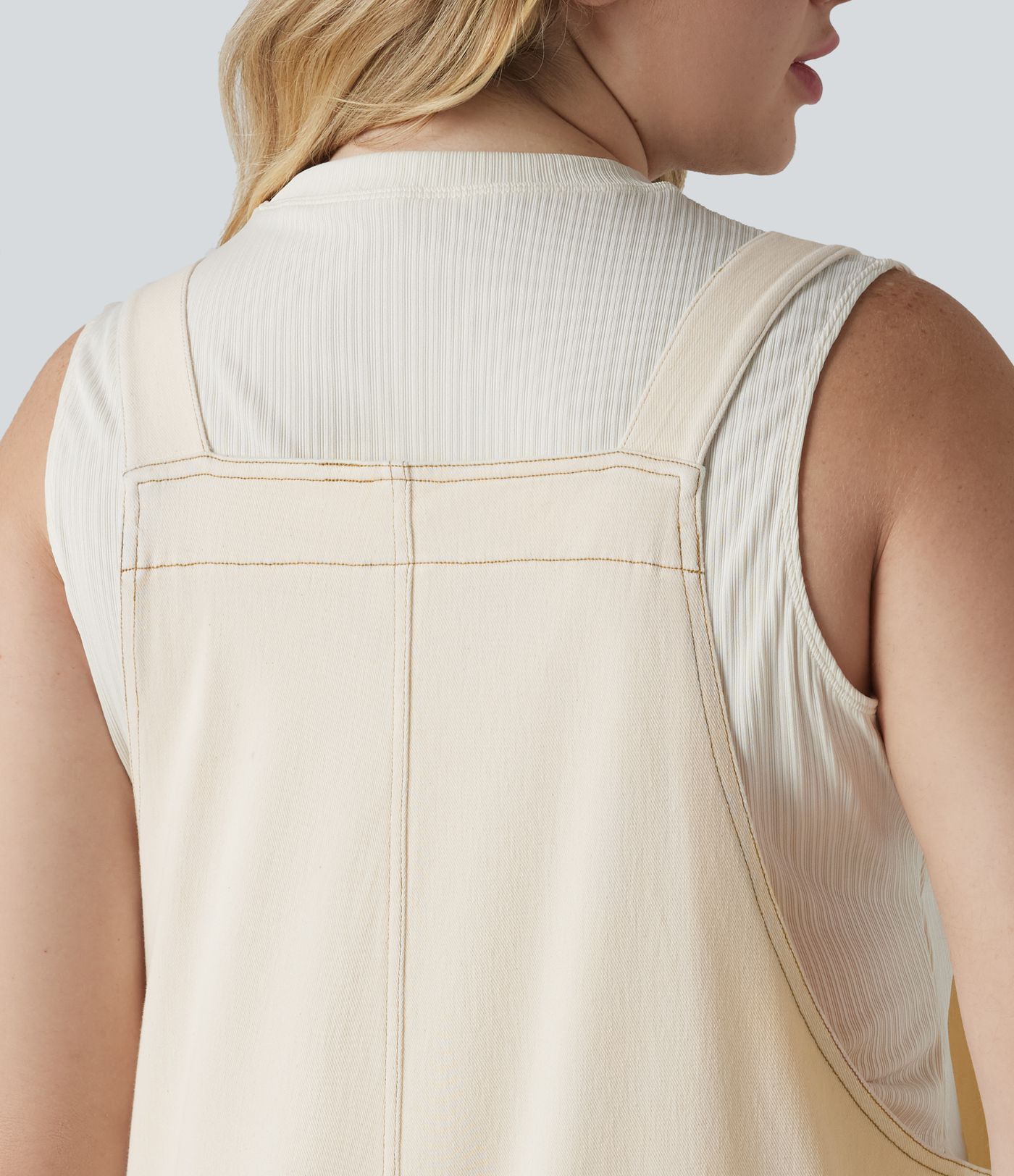 Salopette décontractée Halara Flex™ grande taille en maille denim extensible délavée col V avec poches