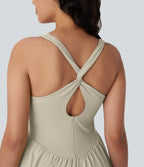 Robe active fluide Breezeful™ mini 2-en-1 à séchage rapide avec dos nu, style corset et poche - Longueur allongée