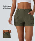 Short décontracté taille moyenne à ceinture ajustable et poches latérales