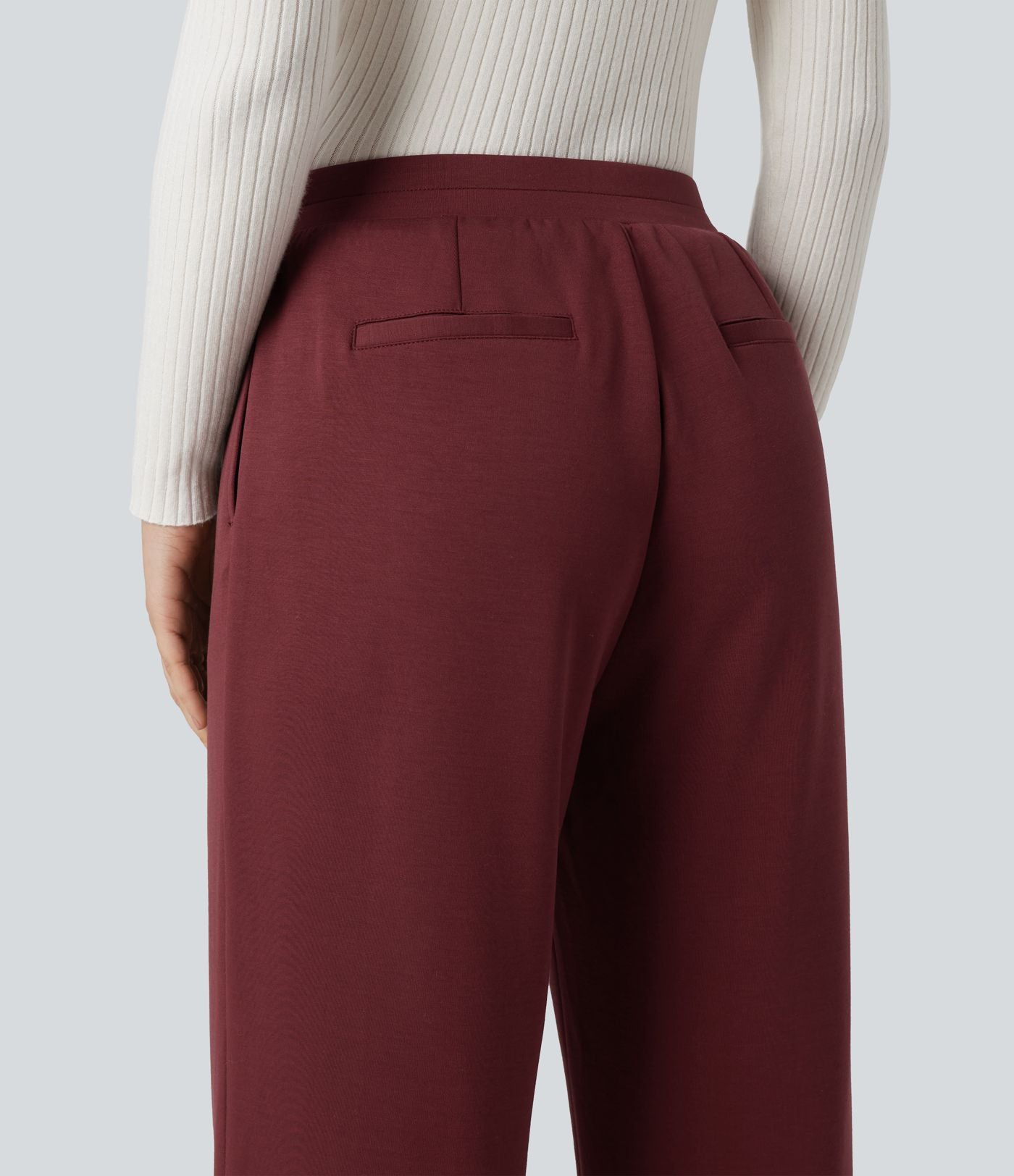 Pantalon tailleur coupe droite taille haute avec poches