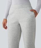 Pantalon tailleur coupe droite taille moyenne avec poches