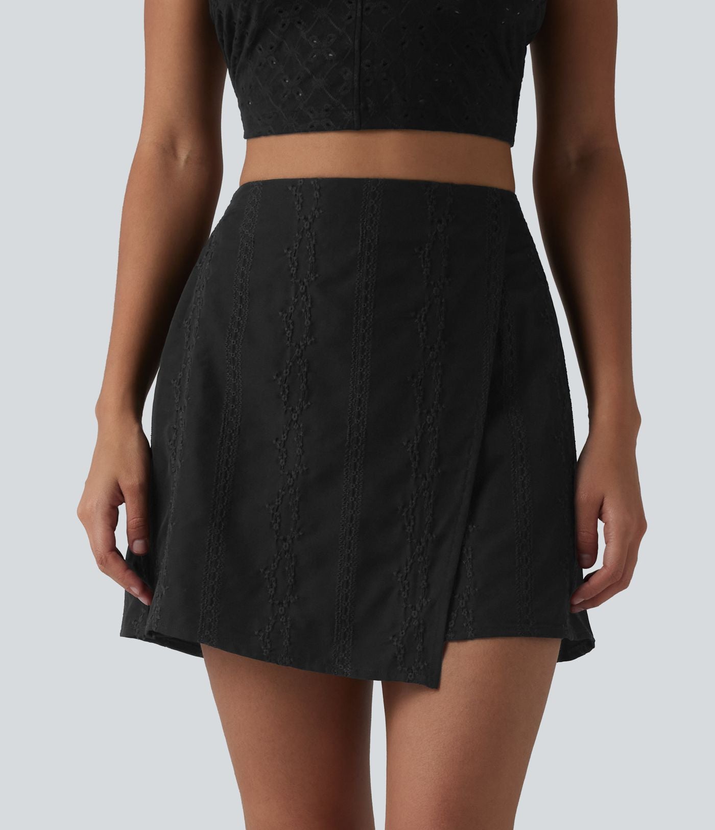 Jupe mini évasée 2-en-1 taille haute broderie style vacances