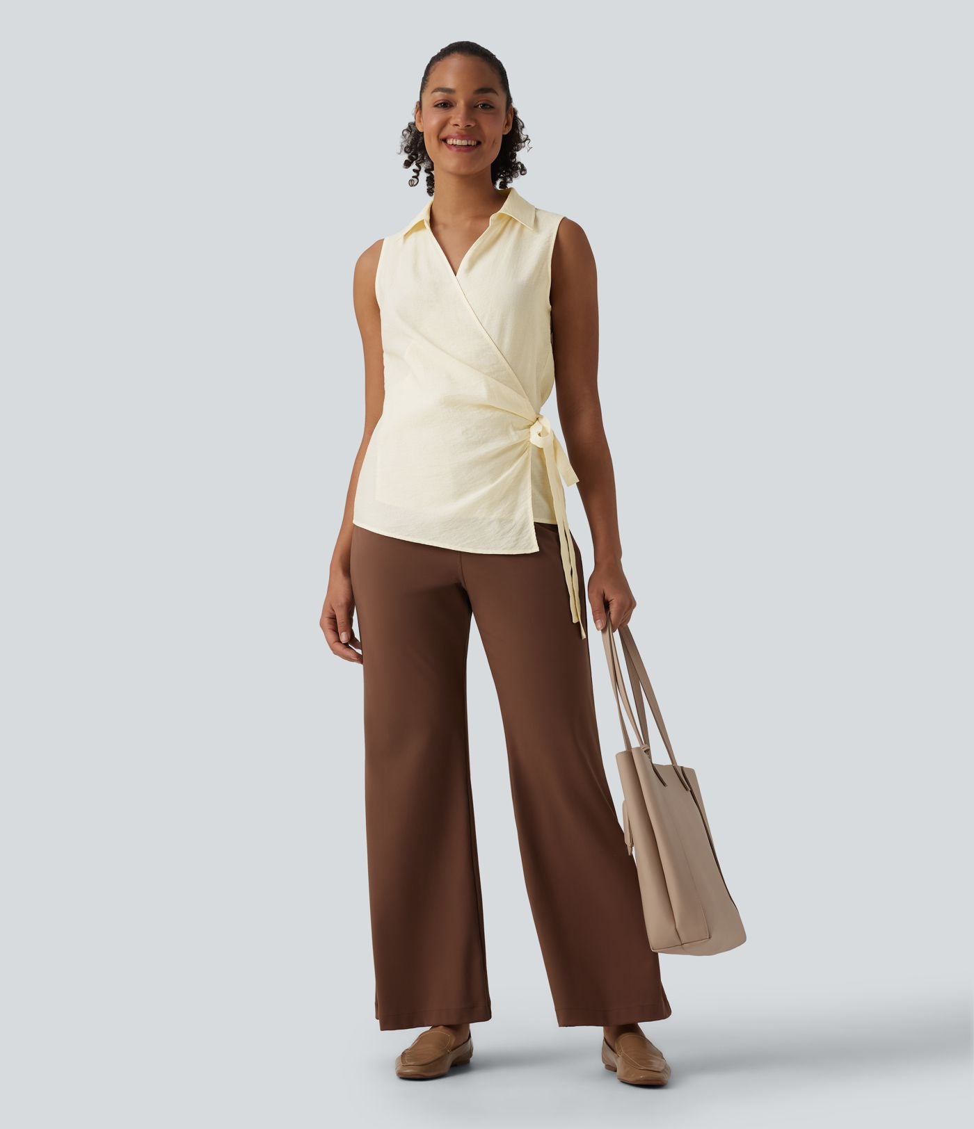 Chemise de travail sans manches col V cache-cœur avec lien latéral