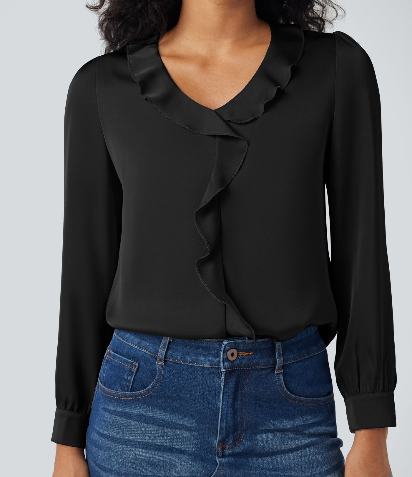 Chemise décontractée en satin col V manches longues à finitions volants