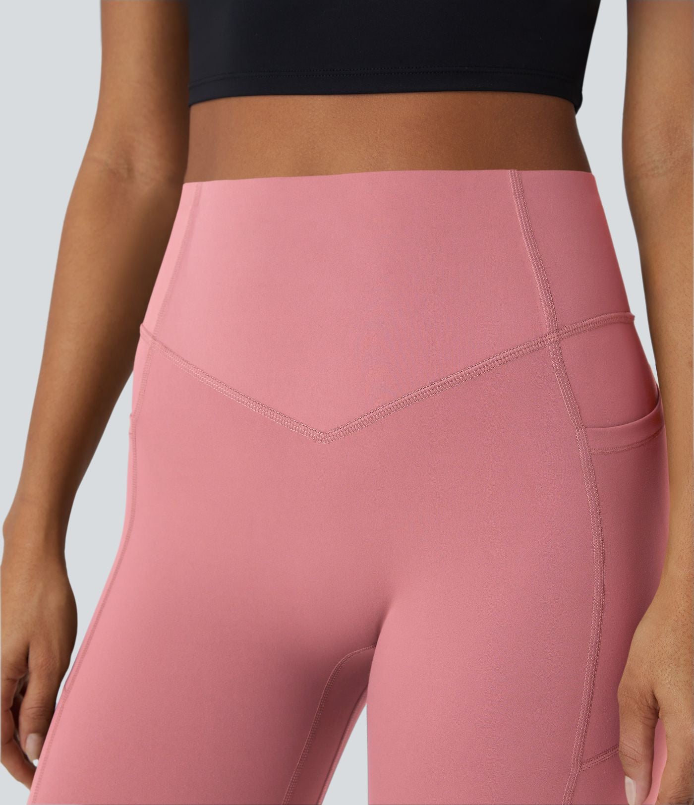 Legging d'entraînement gainant galbant taille haute avec effet scrunch et poches Halara UltraSculpt™