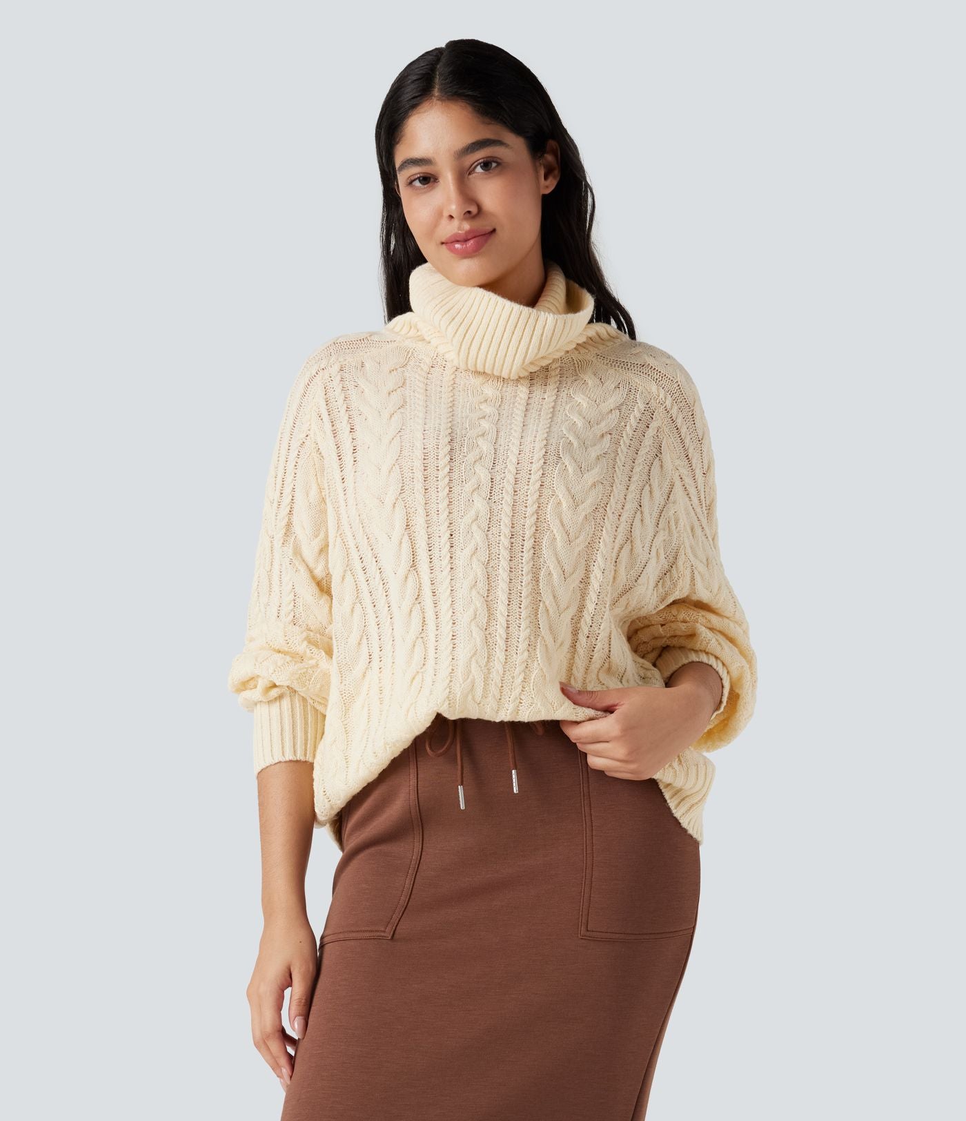Pull col montant torsadé manches longues