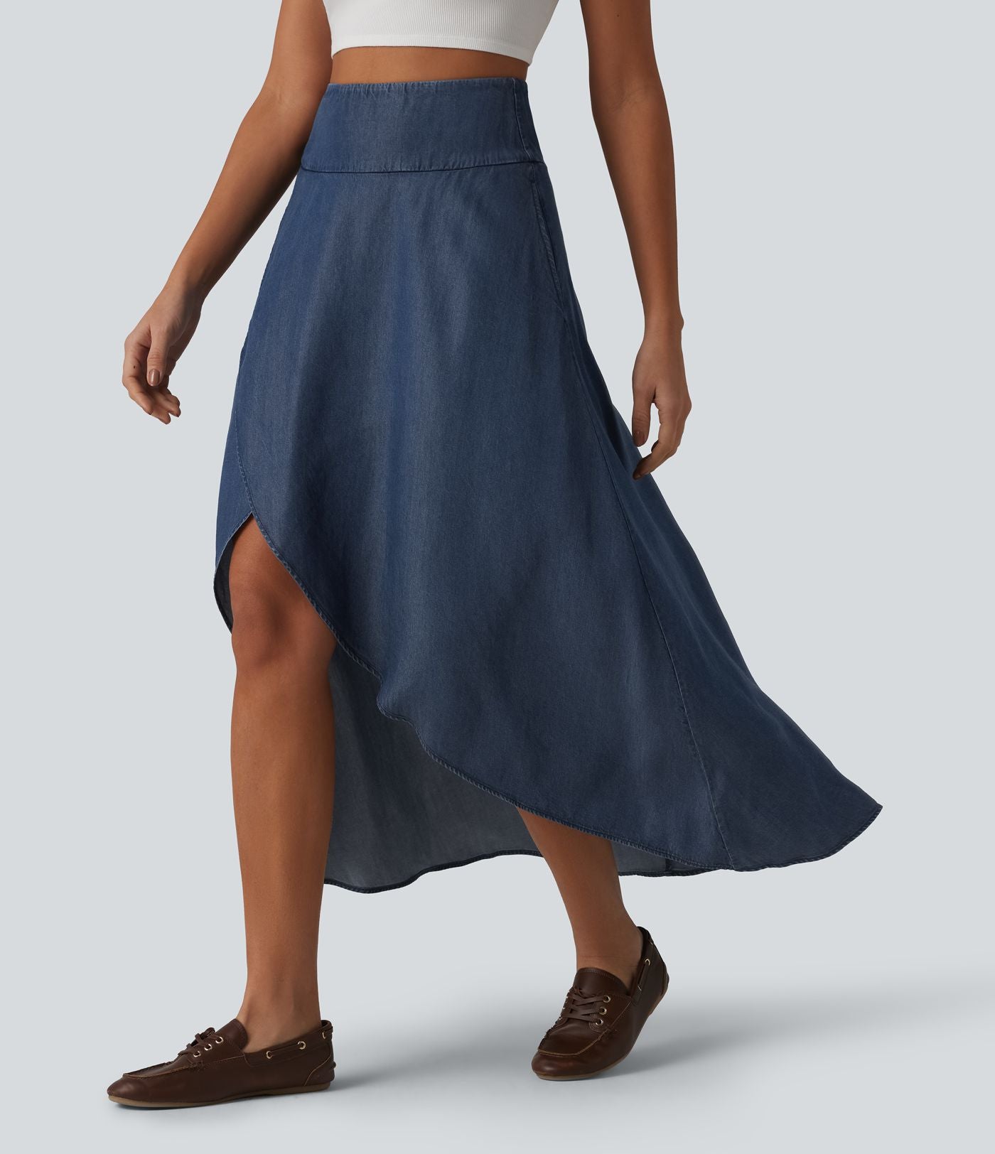 Jupe en jean midi fluide drapée en lyocell taille haute avec fermeture éclair invisible, ourlet asymétrique et poches