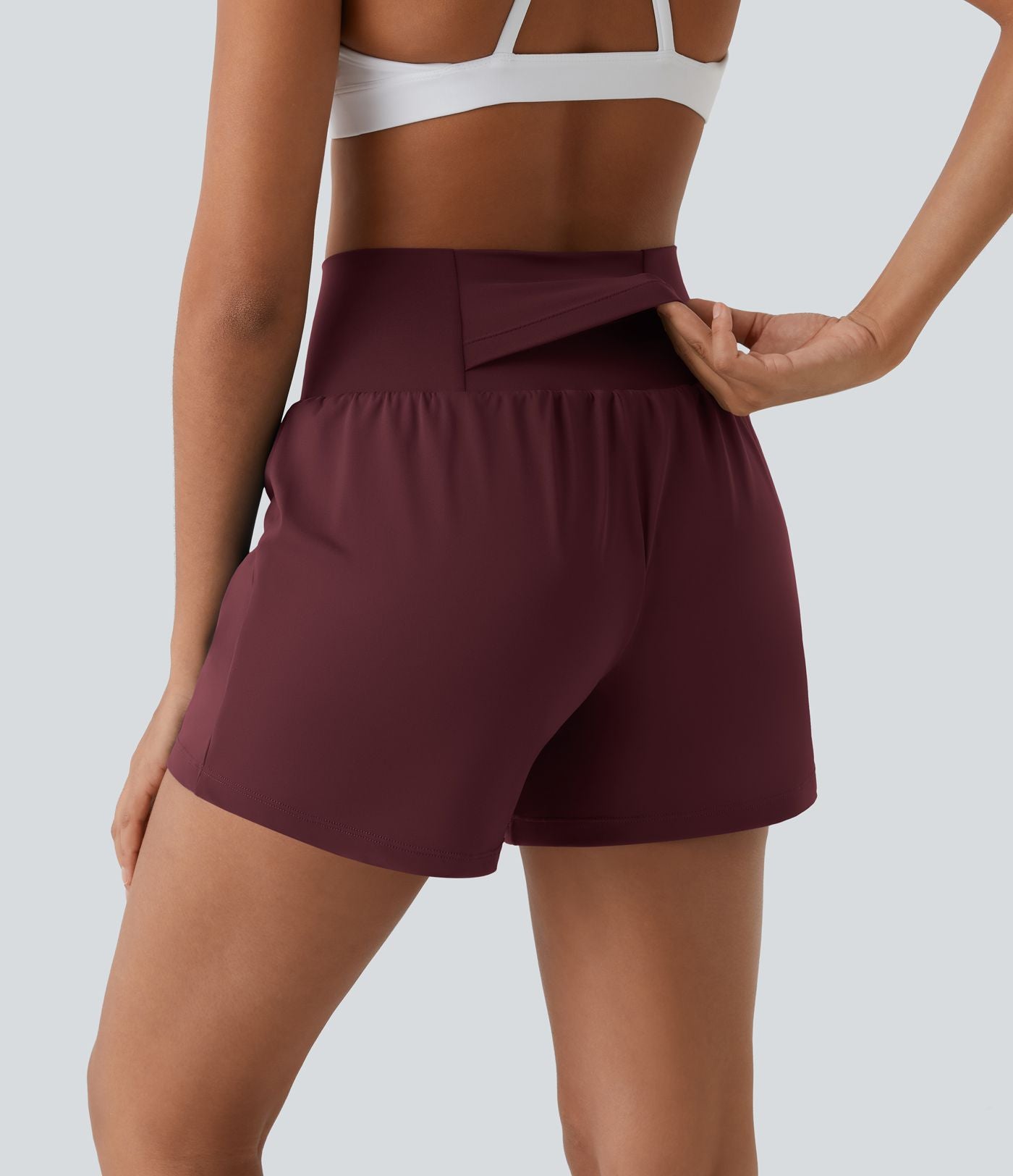 Short yoga 2-en-1 SoftlyZero™ Airy effet frais InstantCool taille très haute 12,5 cm avec poches, longueur allongée