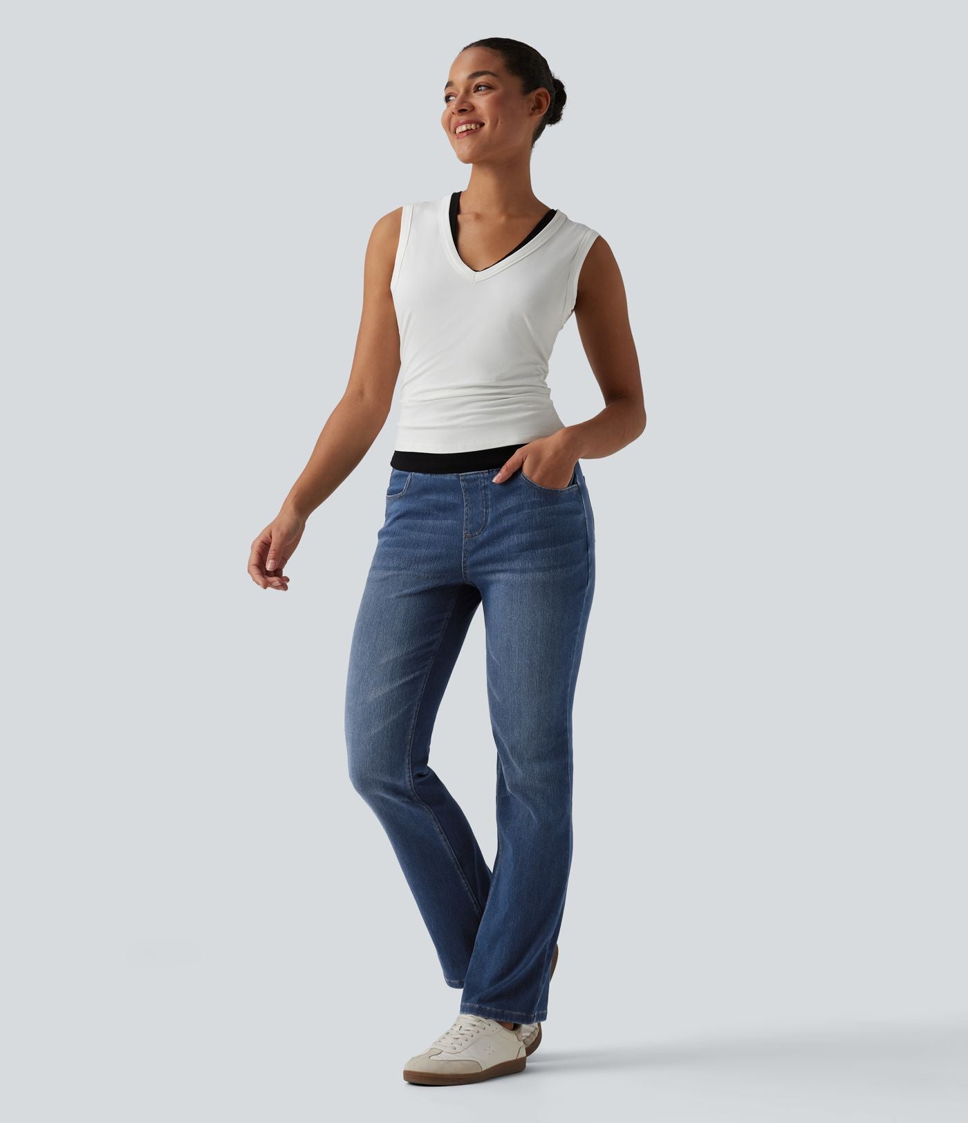 Jean Halara Flex™ Curvy taille haute bootcut délavé décontracté avec poches